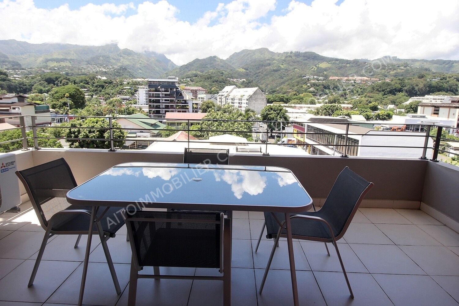 PAPEETE - APPARTEMENT F3 A LOUER 4