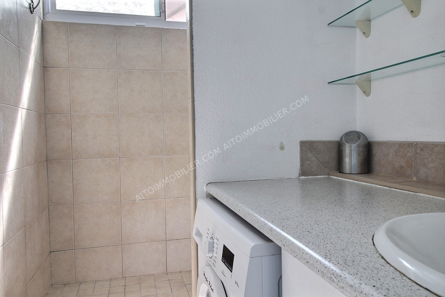 Loue Appartement F3 Miri 5