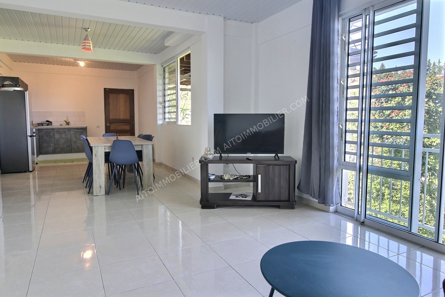 Loue appartement F4 - PUNAAUIA 2