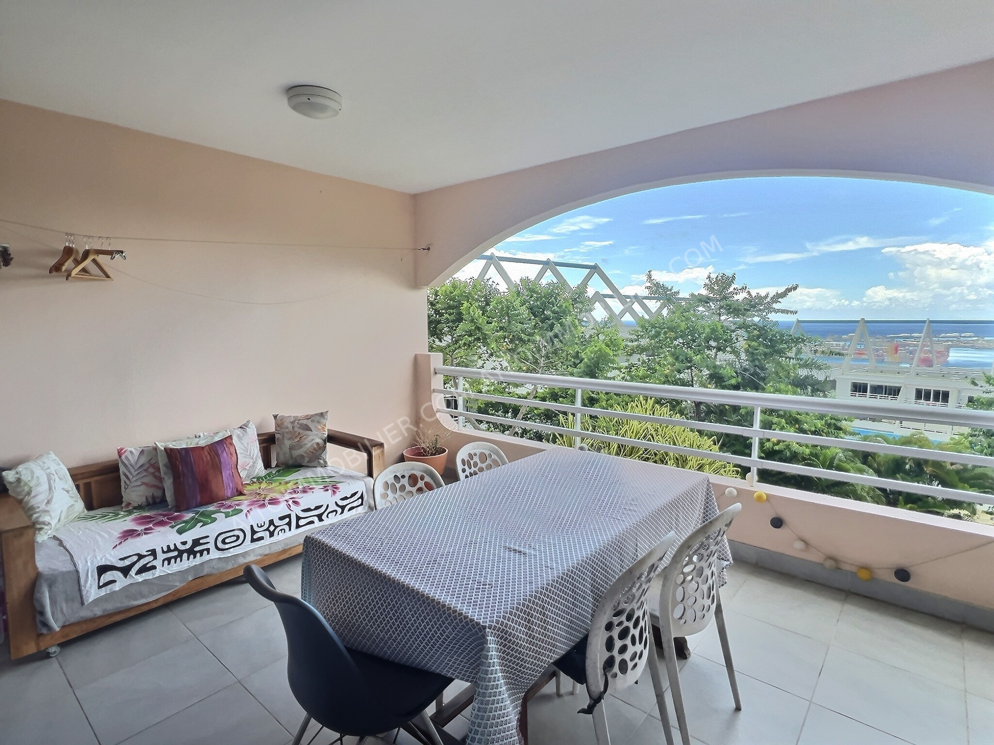 Loue appartement F2 Papeete 1